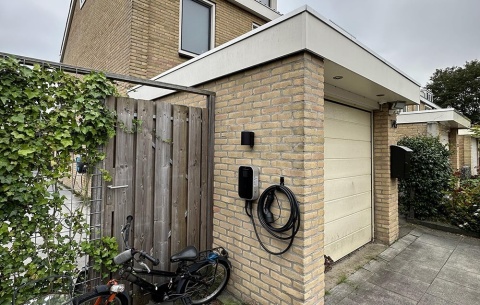 BESEN BS20 22 kW APP - wallbox Type 2 32 A z Bluetooth, LCD i kablem 5 m