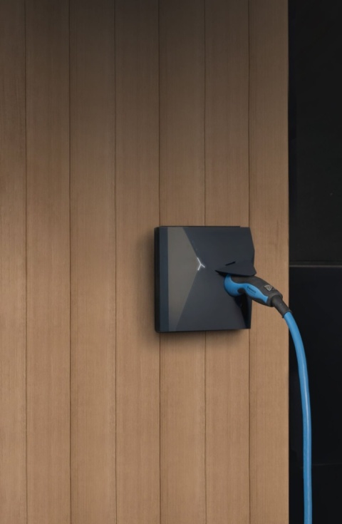NexBlue Edge Max 22 kW - wallbox z licznikiem MID i ekranem OLED