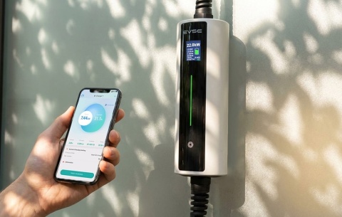 BESEN BN70 22 kW APP - przenośna ładowarka Type 2 5 m z EVSEMaster i adapterem 1-fazowym