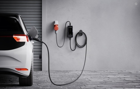 Ładowarka przenośna dé 11 kW 10 m Type 2 - CEE 16 A, Wi-Fi, Bluetooth
