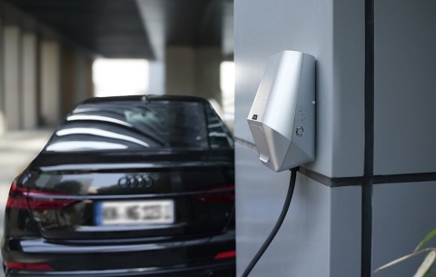 BESEN LX30 22 kW APP - wallbox 22 kW z gniazdem Type 2 i aplikacją EVSEMaster